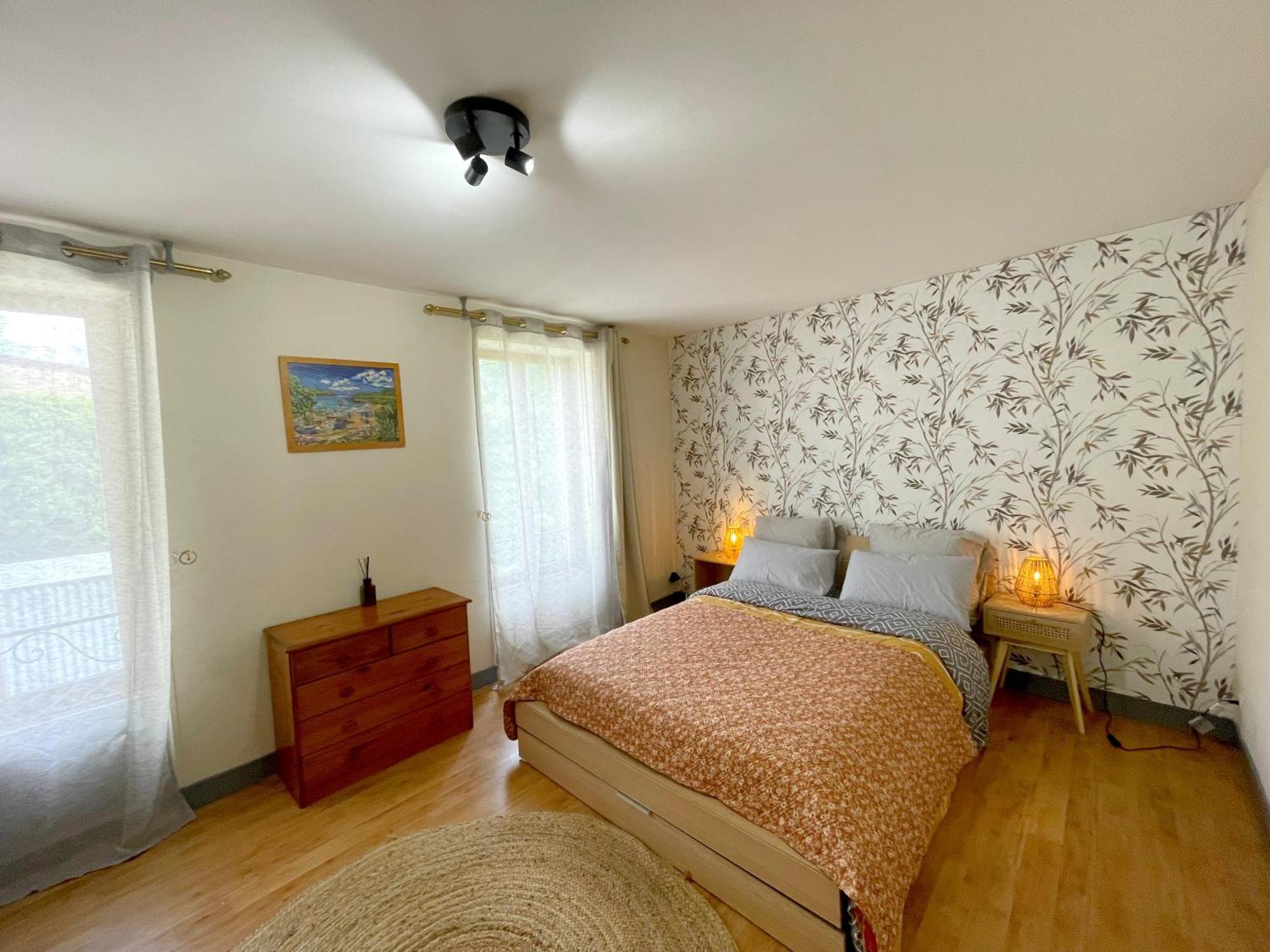 "Sainte Valiere", Appartement Calme Sur Cour Privative, Nevers Eksteriør billede